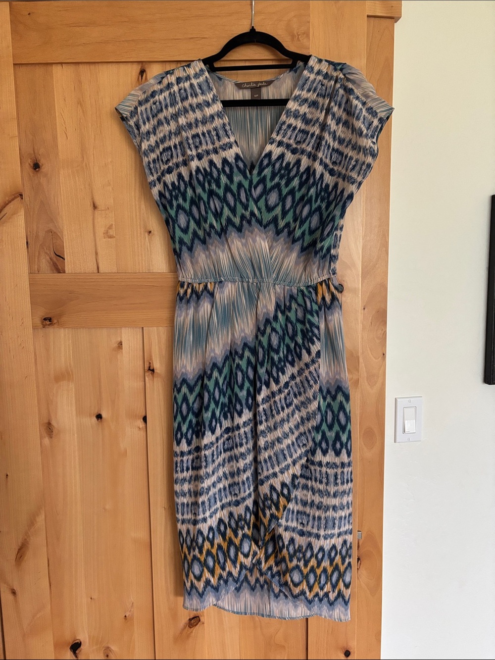 Women’s dress tulip